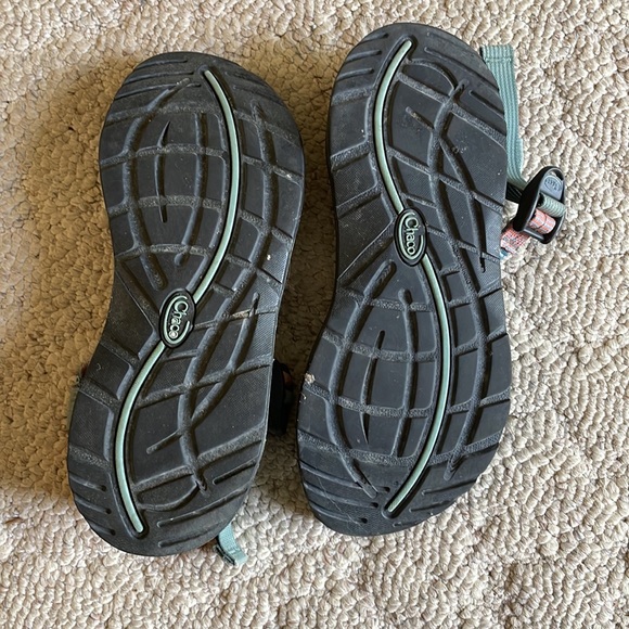 Chacos Women’s size 9 Green & Orange Sandals - Picture 6 of 6